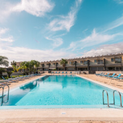 Piscina apartamento Sun Bay Santa Cruz de Tenerife Canarias